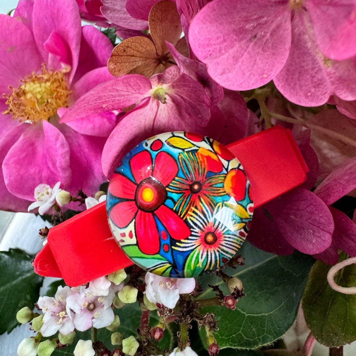 Hundespange Cabochon „Blumen“ Nr.2 (4.5 cm)