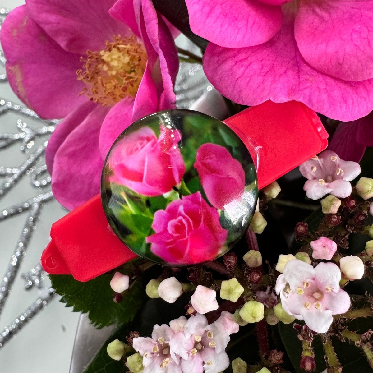 Hundespange Cabochon „Blumen“ Nr.5 (4.5 cm)