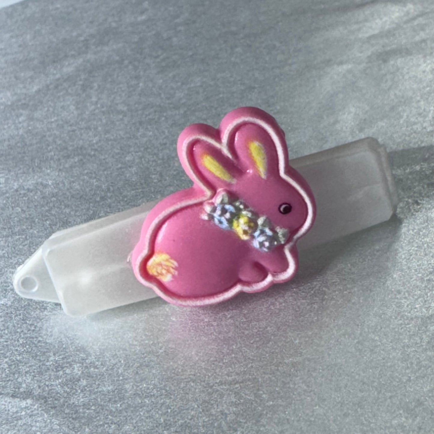 Hundespange „Hase rosa“ (4.5 cm)