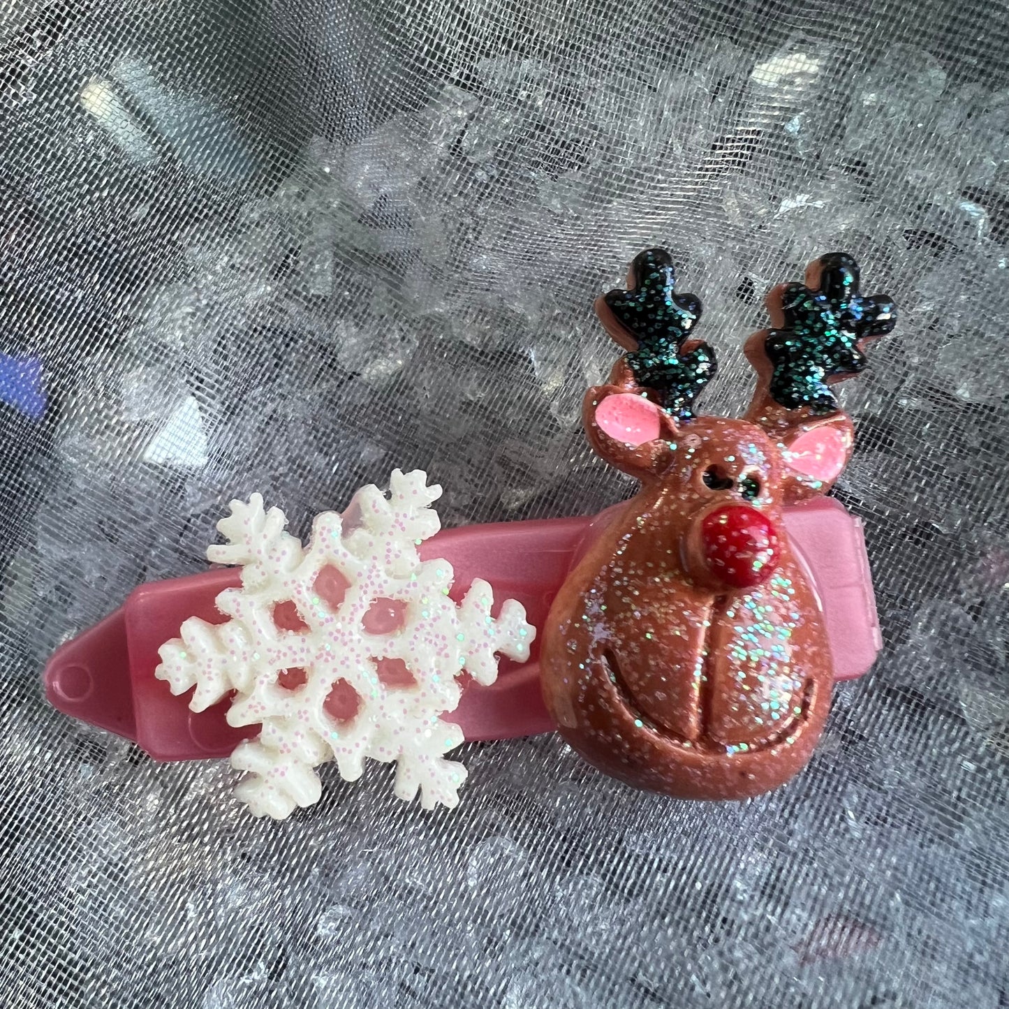 Hundespange „Rentier & Schneeflocke“ (4.5 cm)