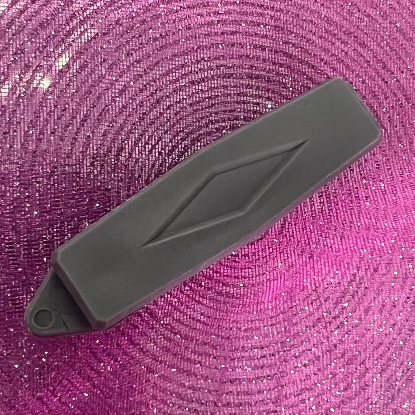 Hundespange „Raute“ - groß (4.5 cm)