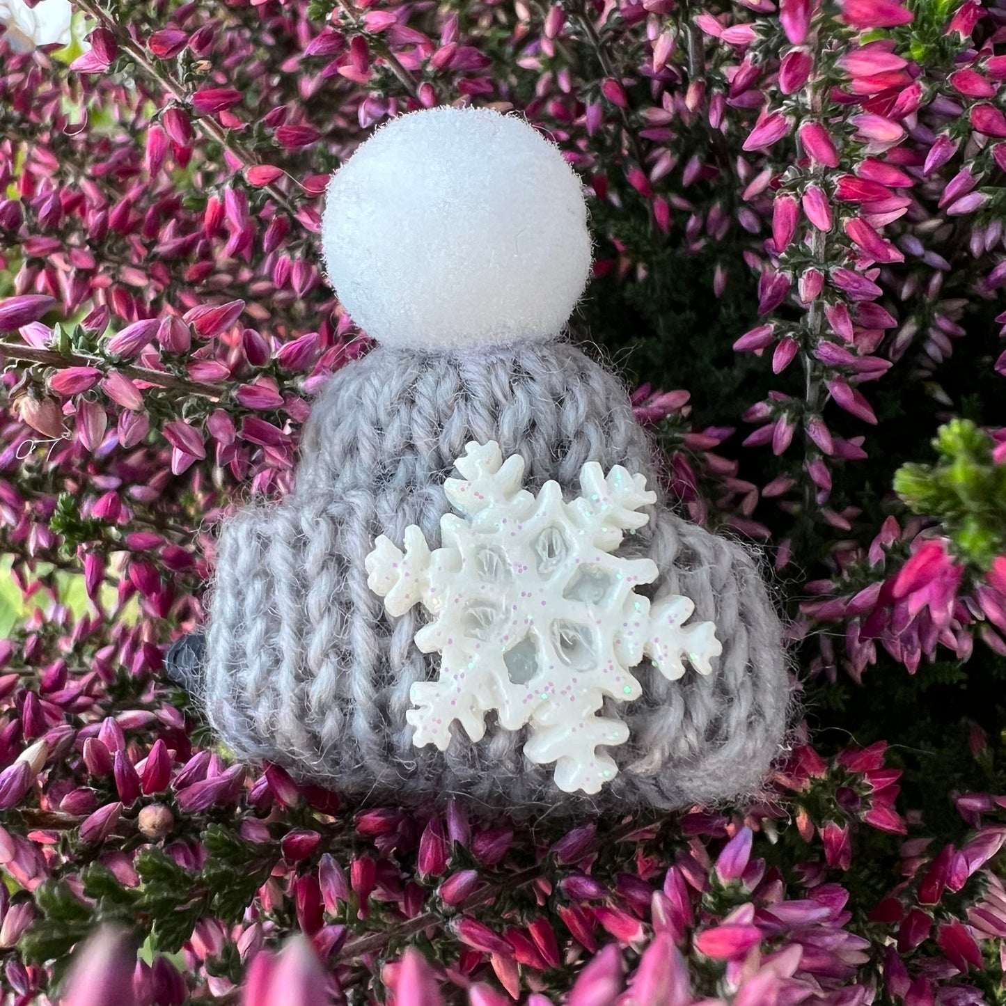 Hundespange „graue Mütze“ (4.5 cm)